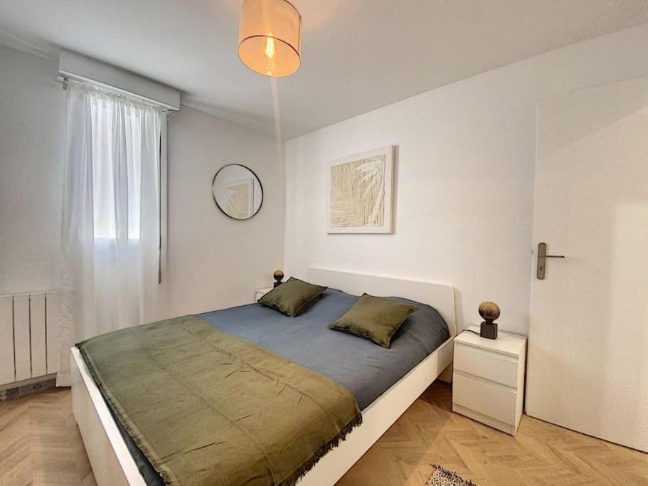 Appartement Style Architecte Proche De La Plage Cannes Bagian luar foto